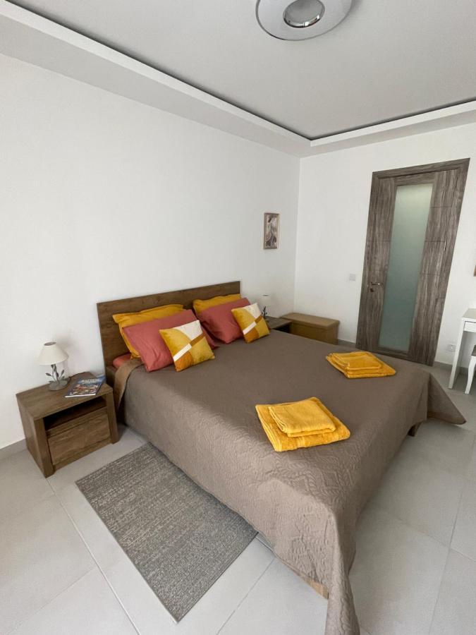 New & Comfortable 7Sun Apartments Near Sandy Beach Σεντ Πόλς Μπέι Εξωτερικό φωτογραφία