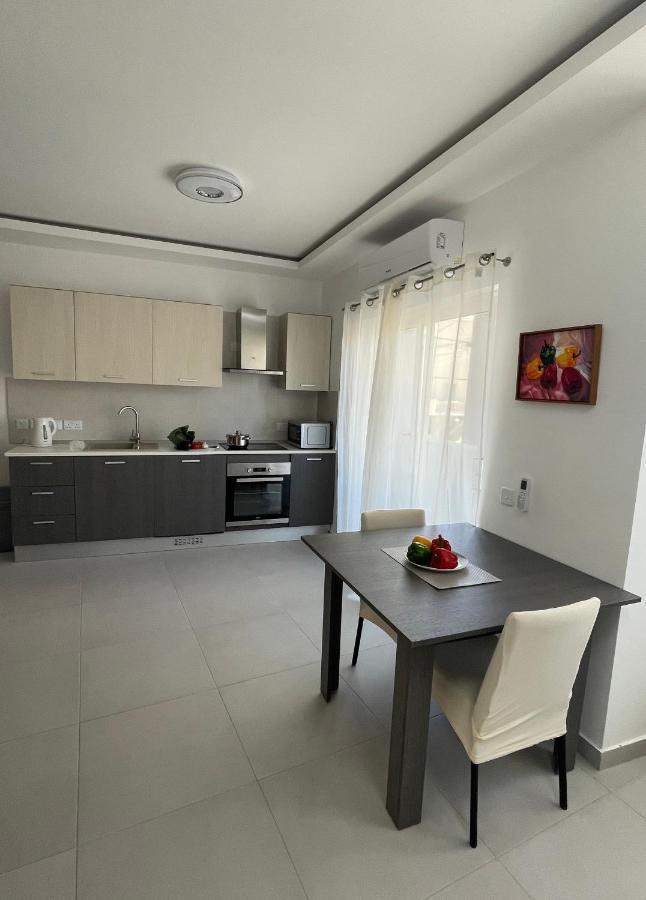 New & Comfortable 7Sun Apartments Near Sandy Beach Σεντ Πόλς Μπέι Εξωτερικό φωτογραφία