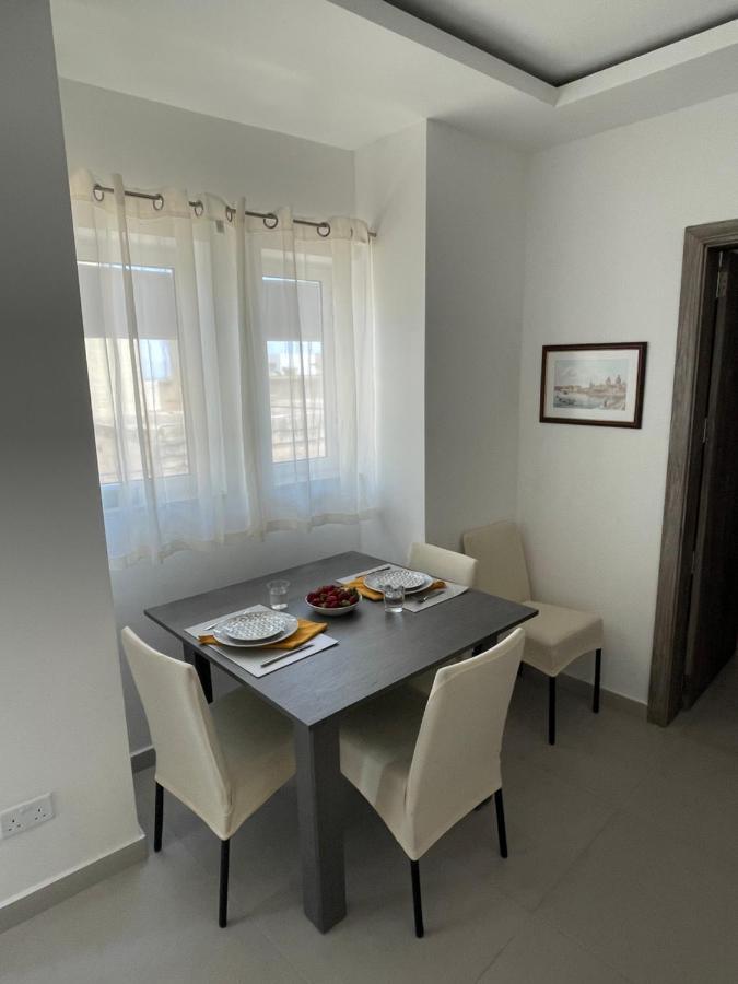 New & Comfortable 7Sun Apartments Near Sandy Beach Σεντ Πόλς Μπέι Εξωτερικό φωτογραφία